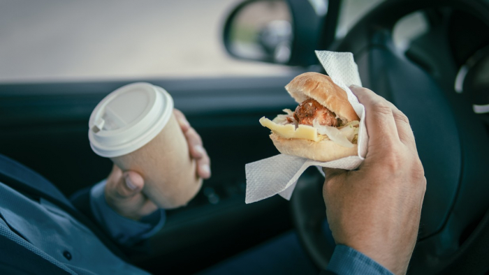 Röran i bilen kan bli både farlig och irriterande