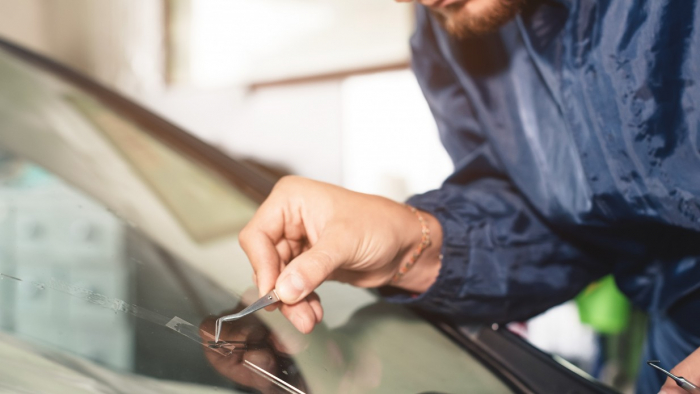 Repor i vindrutan kan vara en trafikfara